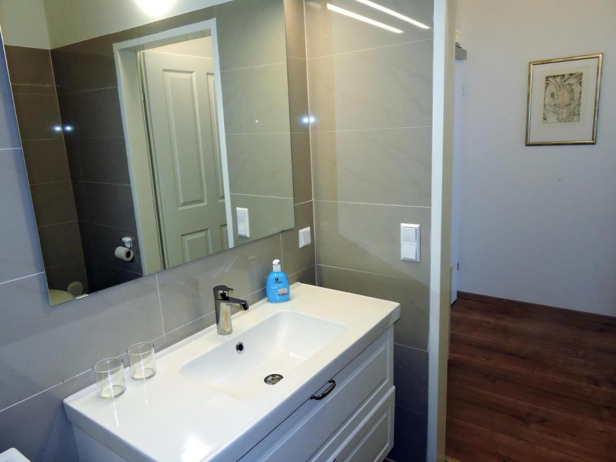 213 Prag, Studio Apartment, 27M2, 1-2 Personen Klagenfurt am Woerthersee Zewnętrze zdjęcie